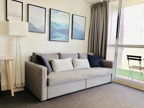 ZEN Homes On Collins - Holiday Adelaide 0