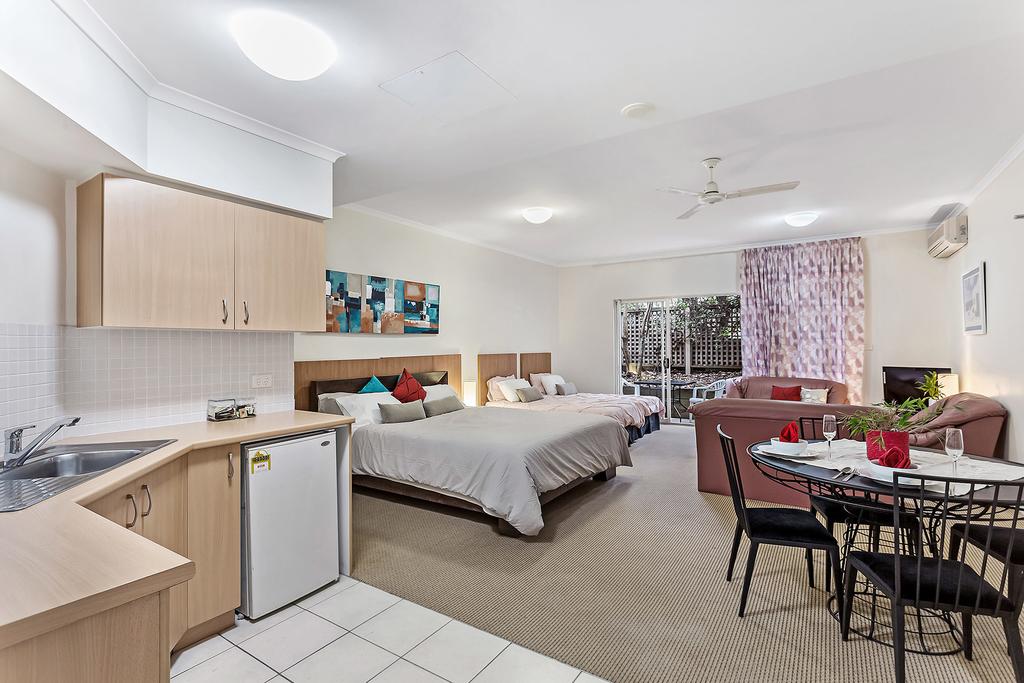 Shoal Bay NSW Holiday Adelaide