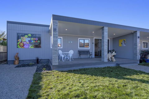 Zoo Villas : Villa Zebra - Central Wynyard - Holiday Adelaide 0