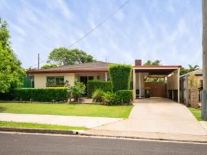 Croydon Ave 50 - Currimundi - Holiday Adelaide 3