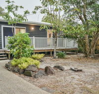 Currimundi Beach House - 1min to Currimundi Lake  Beach - Holiday Adelaide