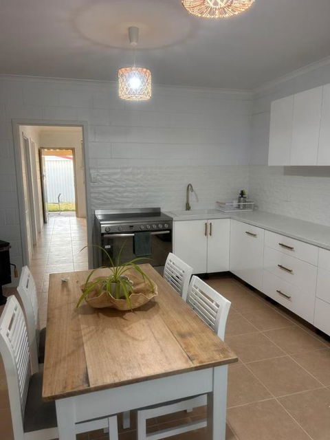 15 Sunrise Drive - Holiday Adelaide 3