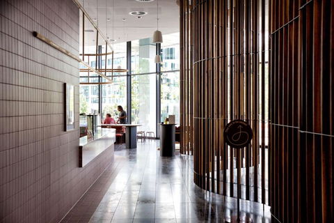 A By Adina Canberra - Holiday Adelaide 4