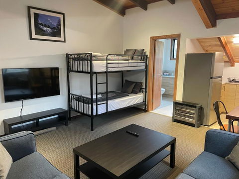 Alpine Retreat Mt Buller - Holiday Adelaide 3