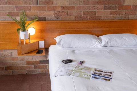 All Seasons Motel Armidale - Holiday Adelaide 0