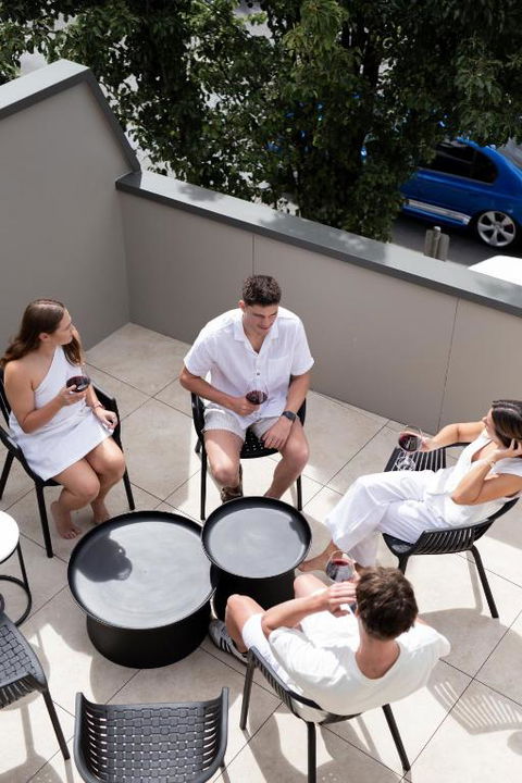 Apartment One - Apartments On Gavan - Holiday Adelaide 1