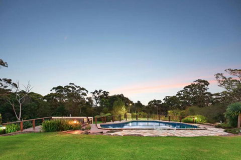 Arcadia Stunning Manor Tennis & Pool & Hottub - Holiday Adelaide 0