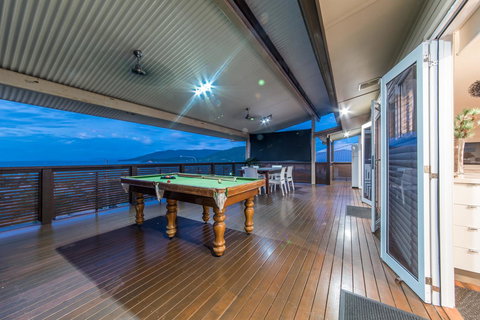 Hayman Views - Holiday Adelaide 7