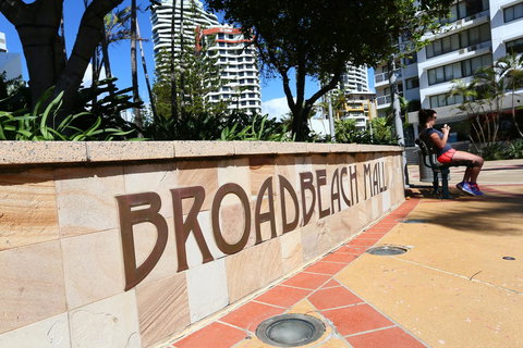 Bel Air On Broadbeach - Official - Holiday Adelaide 13