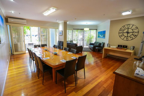Bel Air On Broadbeach - Official - Holiday Adelaide 8