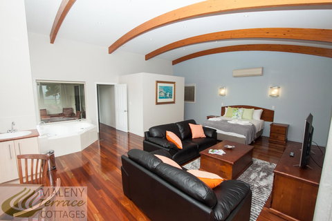 Maleny Terrace Cottages - Holiday Adelaide 22