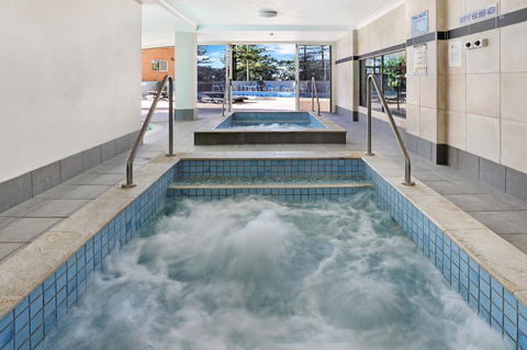 Pacific Regis Beachfront Holiday Apartments - Holiday Adelaide 5
