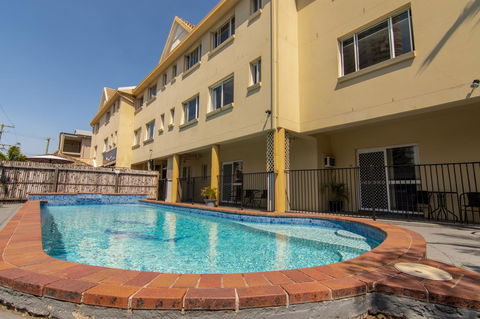 Burleigh Gold Coast Motel - Holiday Adelaide 21