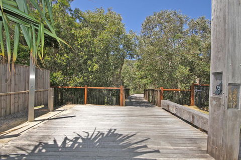 48 Boardrider Crescent, Mt Coolum - Pet Friendly, WiFi, Linen Incl. 500 BOND - Holiday Adelaide 11
