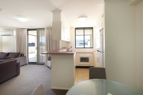 West End Central Apartments - Holiday Adelaide 11