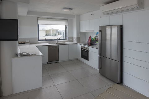 Centrepoint Apartments Caloundra - Holiday Adelaide 11