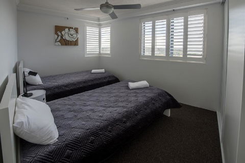 Centrepoint Apartments Caloundra - Holiday Adelaide 23