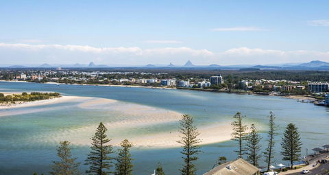 Centrepoint Apartments Caloundra - Holiday Adelaide 5