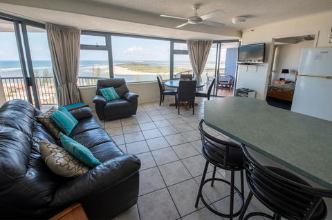 Centrepoint Apartments Caloundra - Holiday Adelaide 33