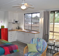 Driftwood Lodge - Holiday Adelaide