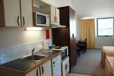 Astor Metropole Hotel - Holiday Adelaide 10