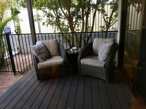 Burleigh Palms Holiday Apartments - Holiday Adelaide 7