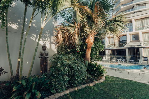 Burleigh Palms Holiday Apartments - Holiday Adelaide 37