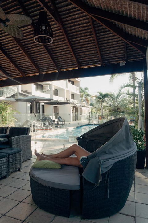 Burleigh Palms Holiday Apartments - Holiday Adelaide 29