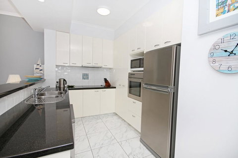 Unit 8 Bronte Of Coolum - Holiday Adelaide 6