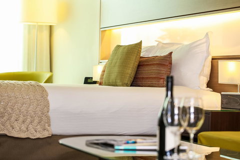 The Point Brisbane Hotel - Holiday Adelaide 12