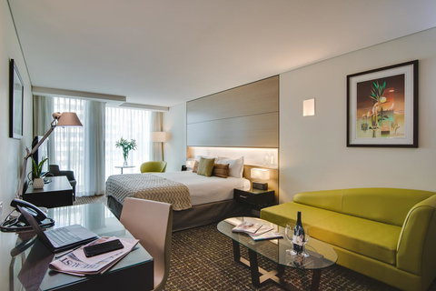 The Point Brisbane Hotel - Holiday Adelaide 18