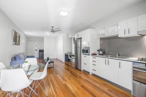 Essence Apartments Chermside - Holiday Adelaide 11