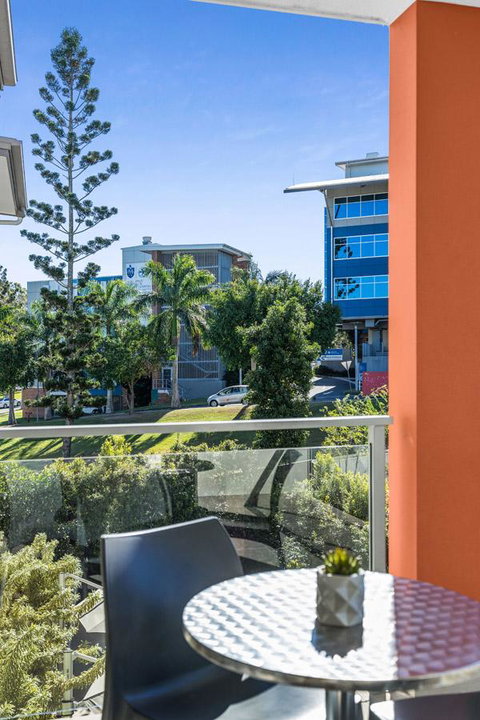 Essence Apartments Chermside - Holiday Adelaide 3