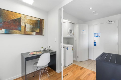Essence Apartments Chermside - Holiday Adelaide 21