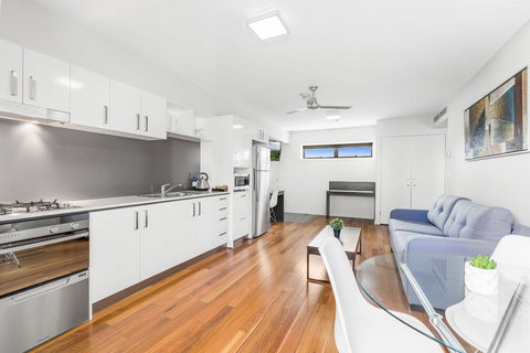 Essence Apartments Chermside - Holiday Adelaide 23