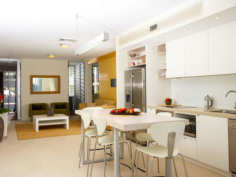 Grand Mercure Apartments Magnetic Island - Holiday Adelaide 6