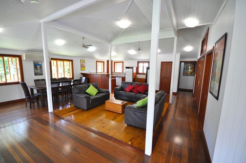 Island Adventure Holiday House - Holiday Adelaide 5