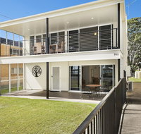 Waterfront Retreat with room for a boat - Welsby Pde Bongaree - Holiday Adelaide