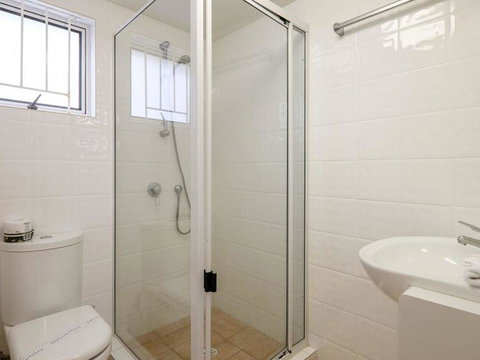 Beachies 3 - Holiday Adelaide 1