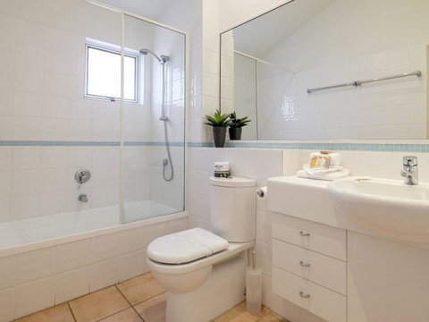 Beachies 3 - Holiday Adelaide 12