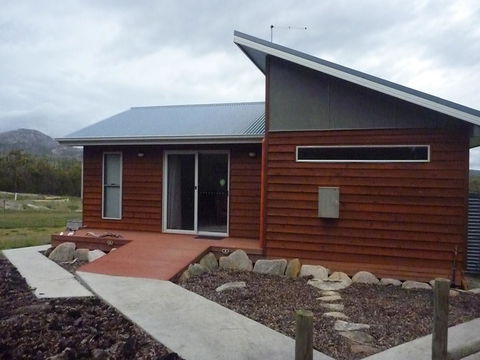 Yakkalla Holiday Cottage - Holiday Adelaide 1