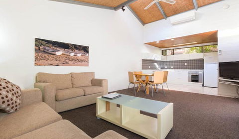 #162 Nautilus Resort - Holiday Adelaide 0