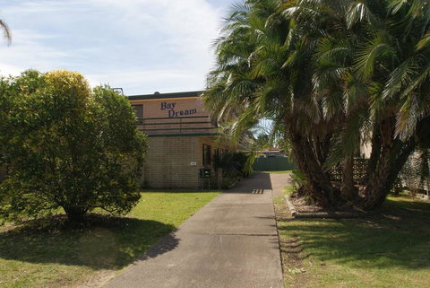 'Bay Dream' Upstairs Unit Three - Holiday Adelaide 0