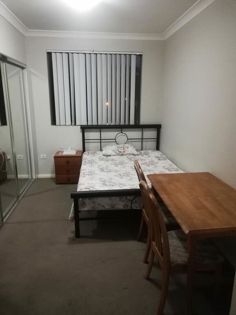 0ne Master In 3 Br. Apartment - Holiday Adelaide 1