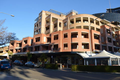 1 Bedroom Apartment Church St Parramatta - Holiday Adelaide 2