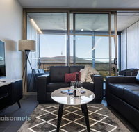 1 Bedroom Apt With Parking Walk to ANU - Holiday Adelaide