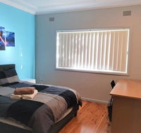 1 Double Quaint Private room near public bus transport - SHAREHOUSE - Holiday Adelaide