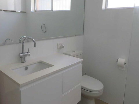 10 Garuwa Street - Fabulous Fingal - Holiday Adelaide 1