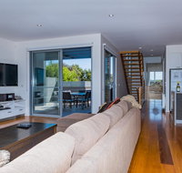 10 Sands Bvd - Holiday Adelaide