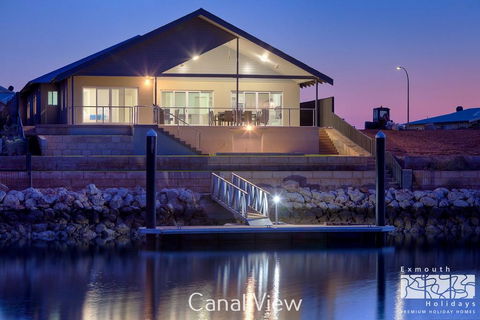 11 Kestrel Place - PRIVATE JETTY - Holiday Adelaide 0